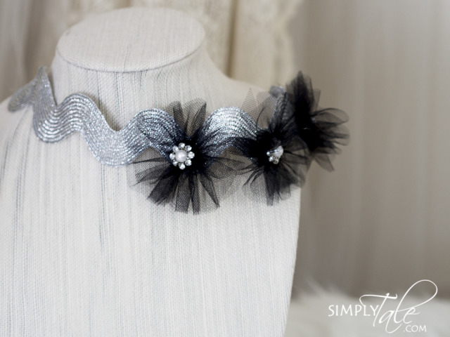 flower crown, wedding, crown, headband, hairdress, hair accessories, flower girl, bride, bride to be, beautiful, head wreath, silver, black, polkadots