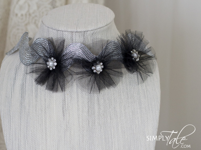 flower crown, wedding, crown, headband, hairdress, hair accessories, flower girl, bride, bride to be, beautiful, head wreath, silver, black, polkadots