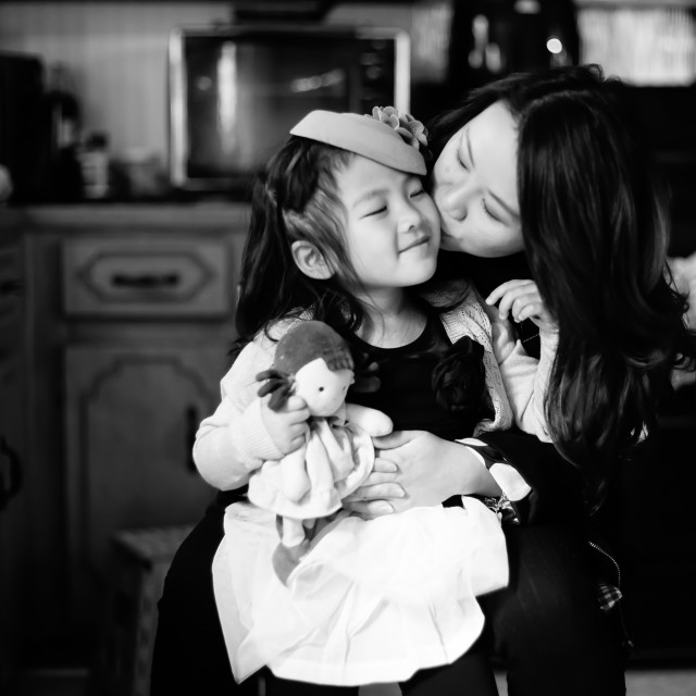 love, mother daughter, miss shanghai
